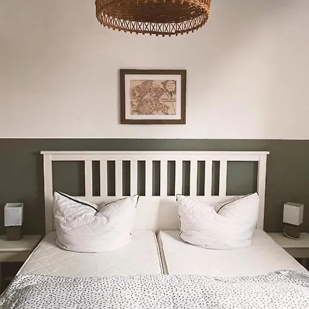 Gemuetliche 2 Zi-fewo Mit Terrasse, Strandnaehe, Wifi 公寓 布雷格