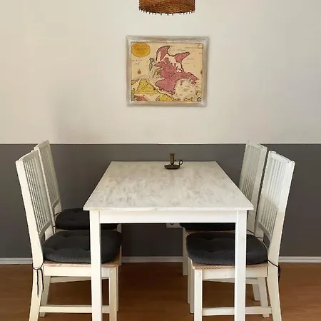 Gemuetliche 2 Zi-fewo Mit Terrasse, Strandnaehe, Wifi Breege
