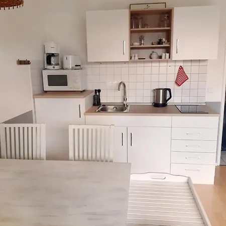 Gemuetliche 2 Zi-fewo Mit Terrasse, Strandnaehe, Wifi Apartment Breege